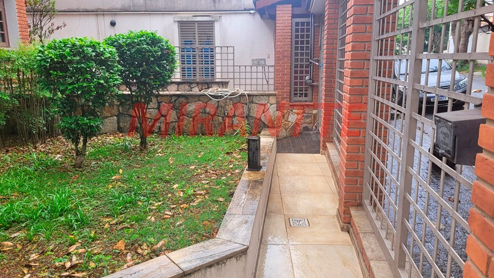 Sobrado de 359m² com 3 quartos em Barro Branco (Zona Norte)