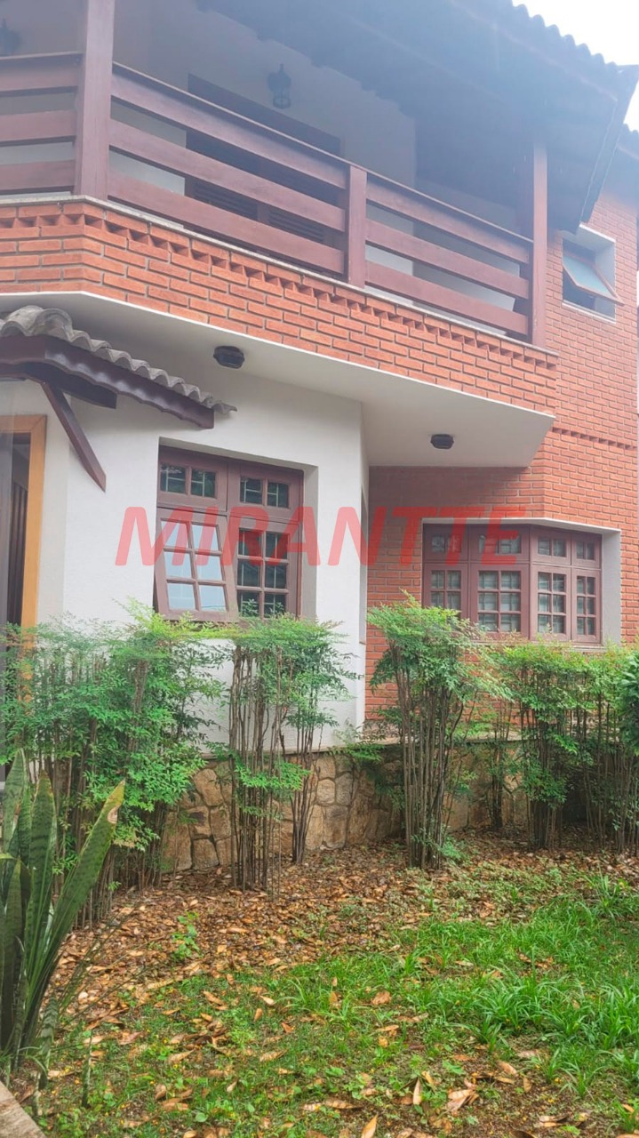 Sobrado de 359m² com 3 quartos em Barro Branco (Zona Norte)