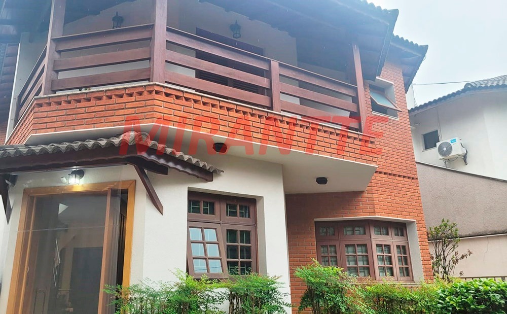 Sobrado de 359m² com 3 quartos em Barro Branco (Zona Norte)