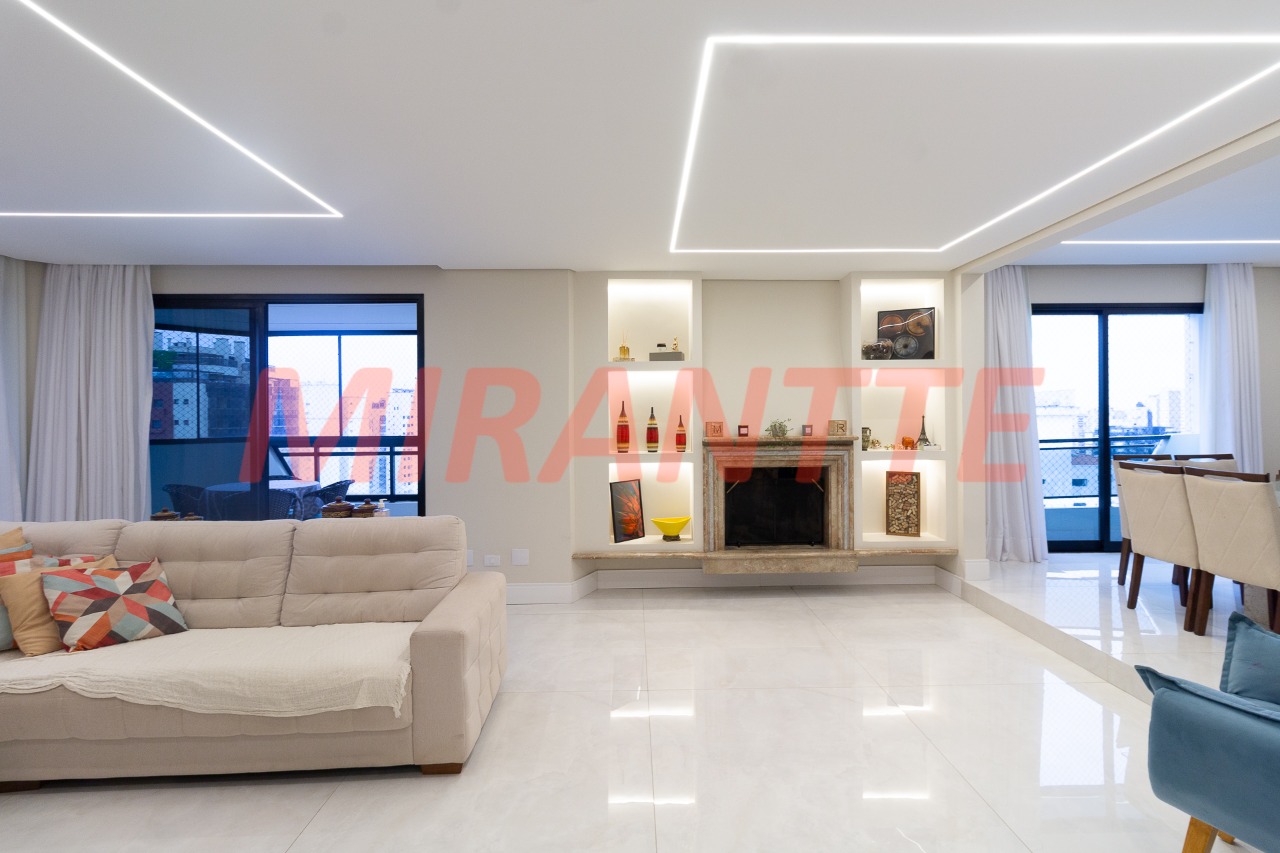 Apartamento de 230m² com 4 quartos em Santana