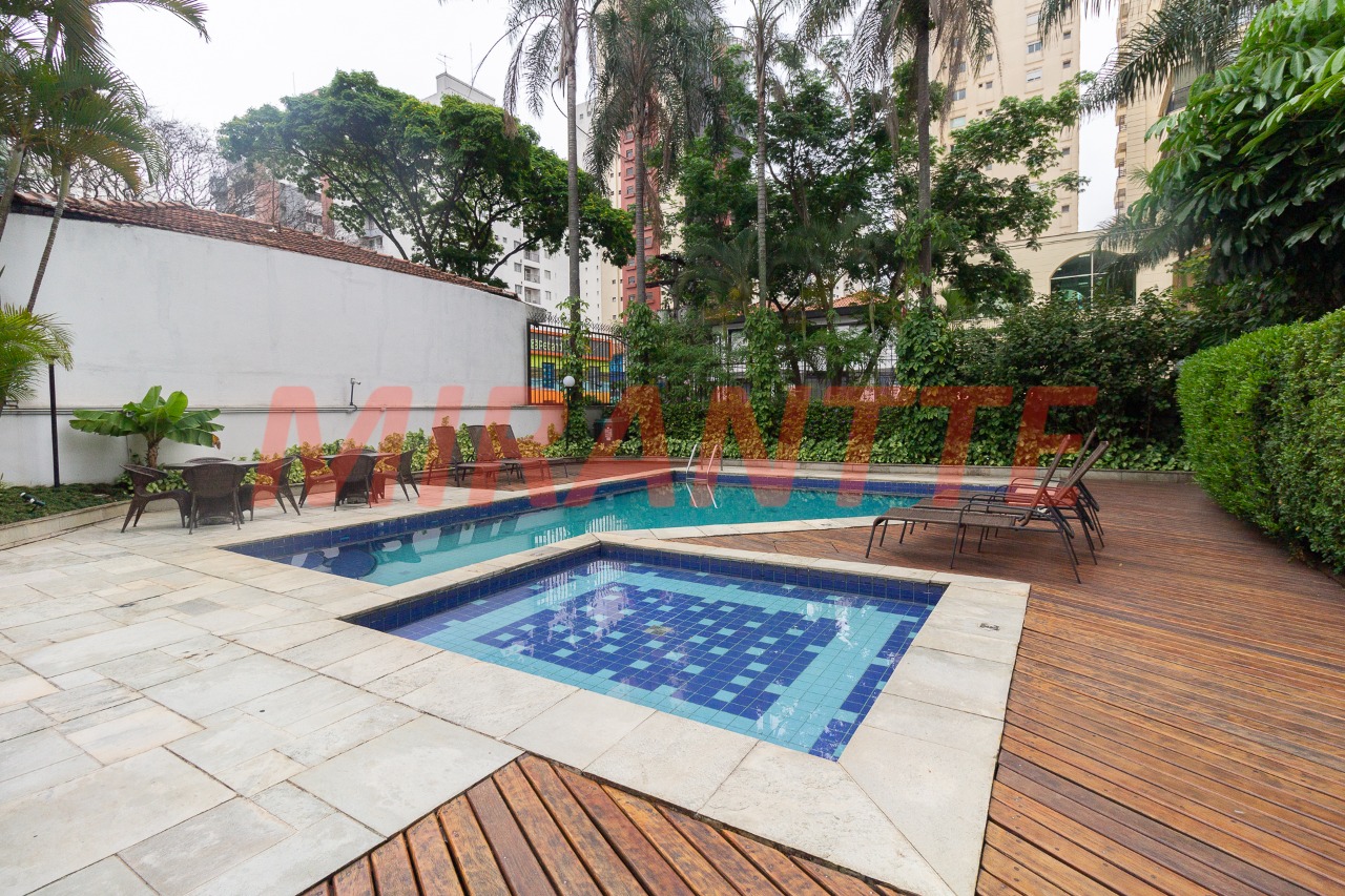 Apartamento de 230m² com 4 quartos em Santana