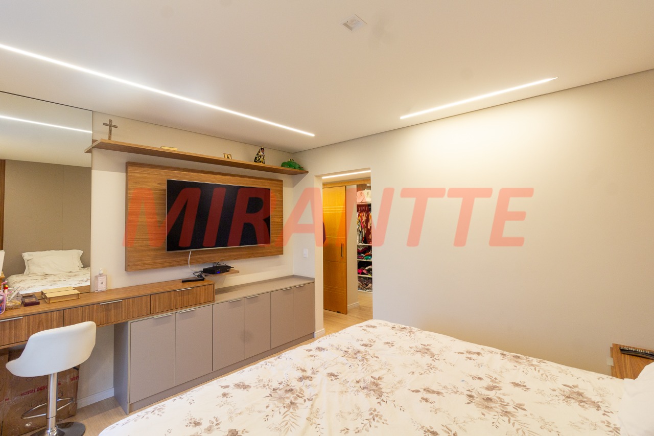 Apartamento de 230m² com 4 quartos em Santana