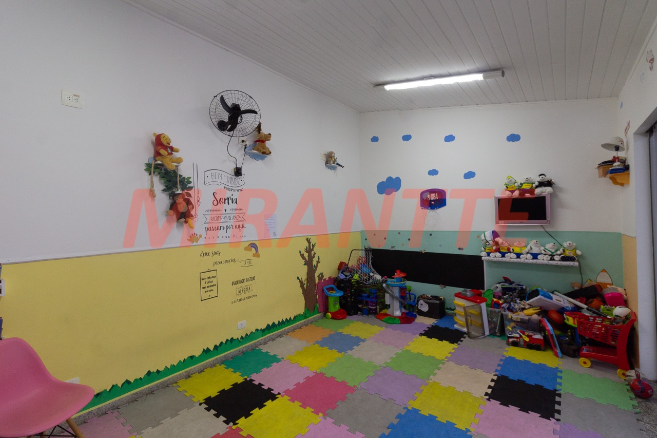 Apartamento de 230m² com 4 quartos em Santana