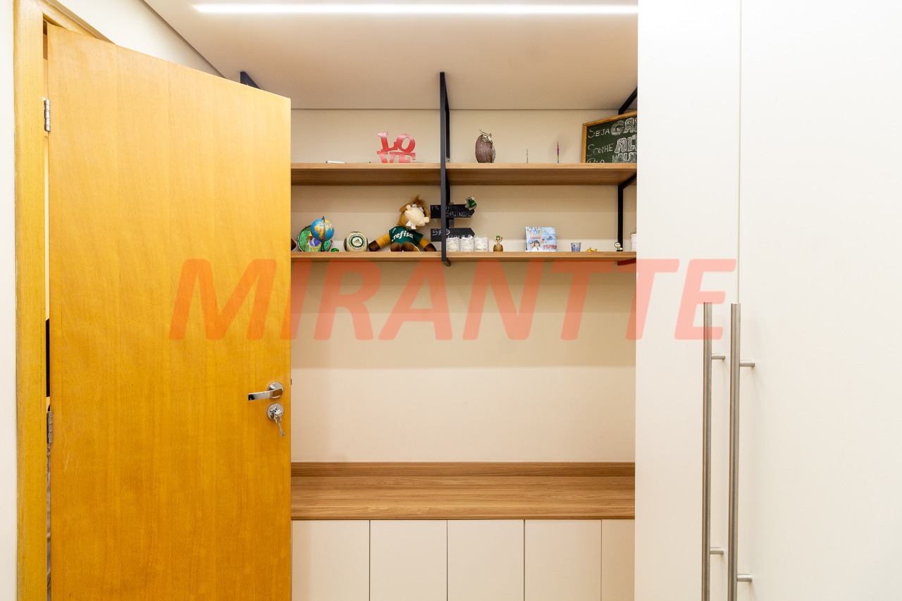 Apartamento de 230m² com 4 quartos em Santana