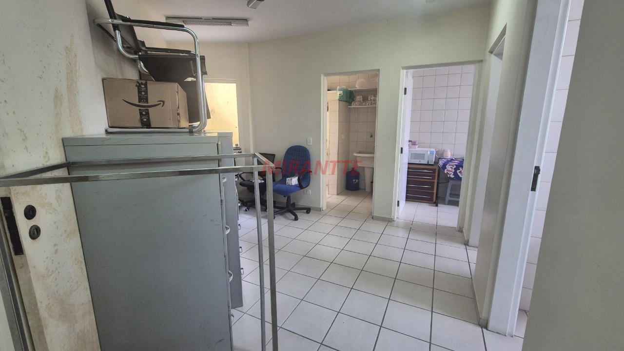 Conjunto comercial de 313m² em Santana