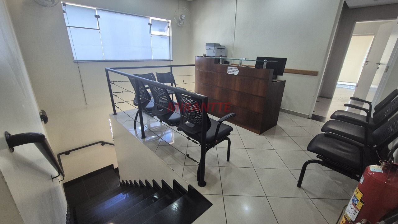 Conjunto comercial de 313m² em Santana