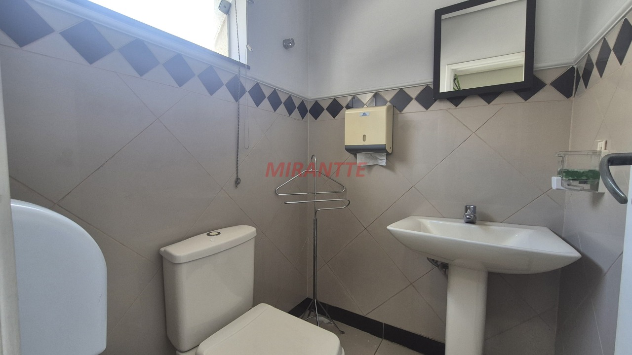 Conjunto comercial de 313m² em Santana