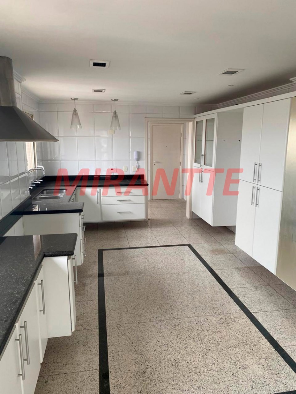 Apartamento de 236m² com 3 quartos em Vila Maria