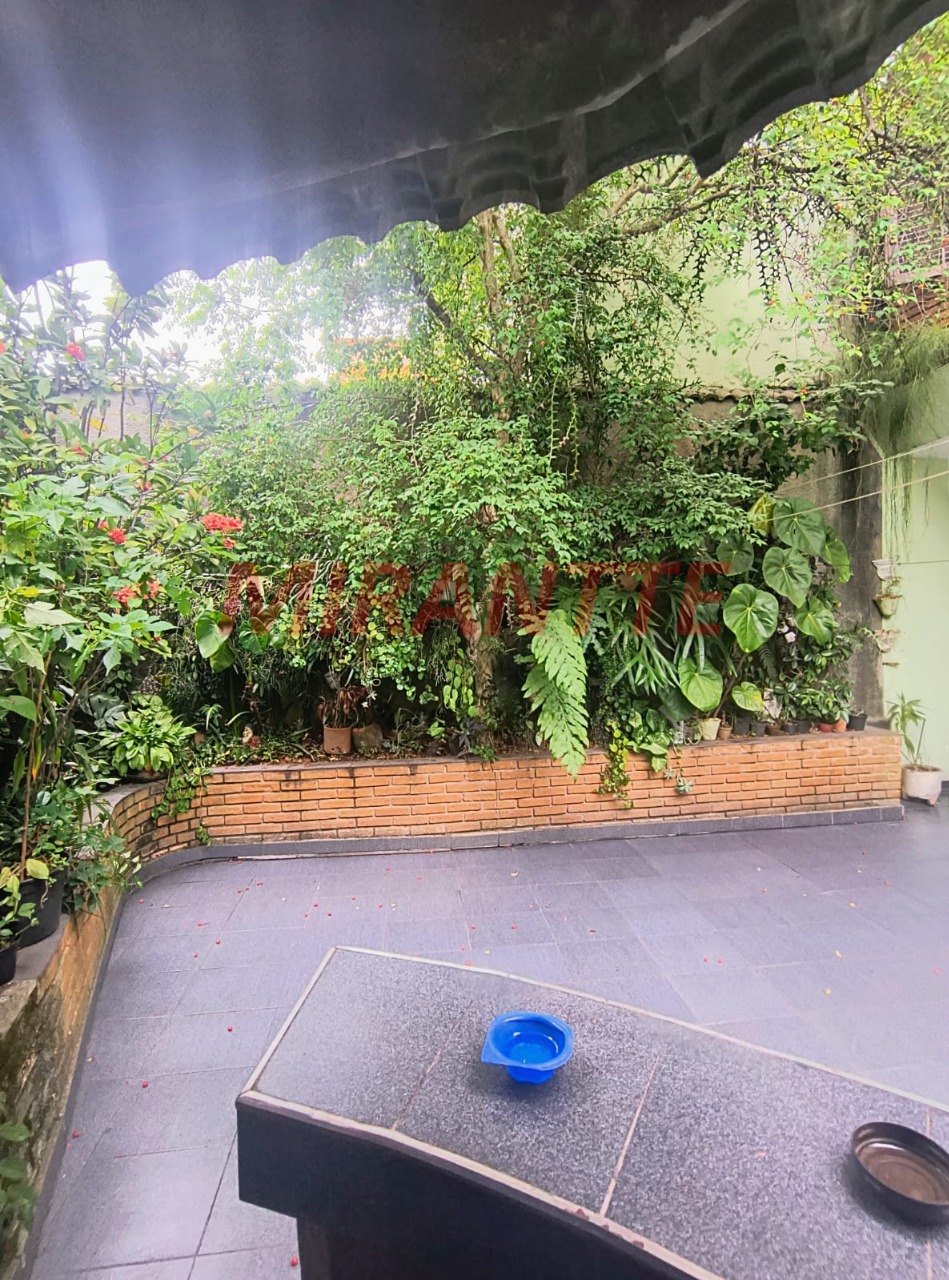 Sobrado de 300m² com 4 quartos em Lauzane Paulista