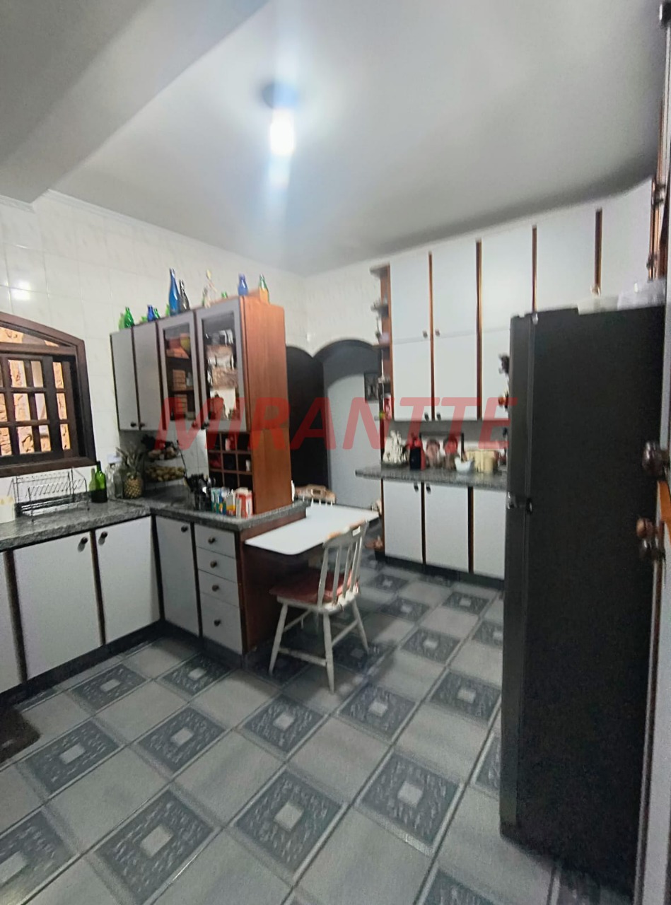 Sobrado de 300m² com 4 quartos em Lauzane Paulista