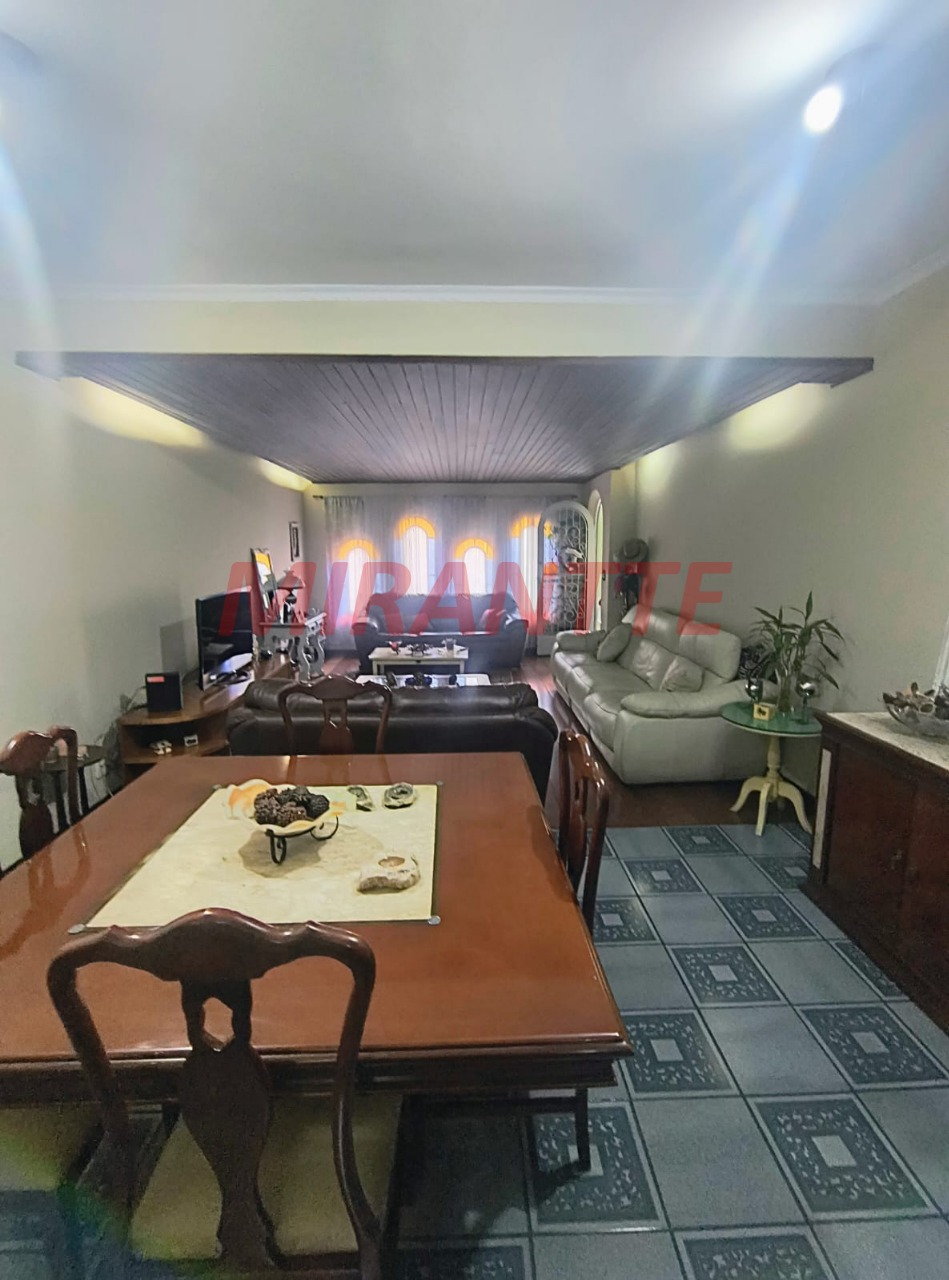 Sobrado de 300m² com 4 quartos em Lauzane Paulista