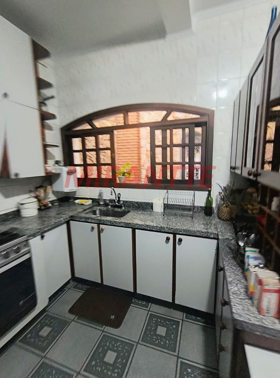 Sobrado de 300m² com 4 quartos em Lauzane Paulista