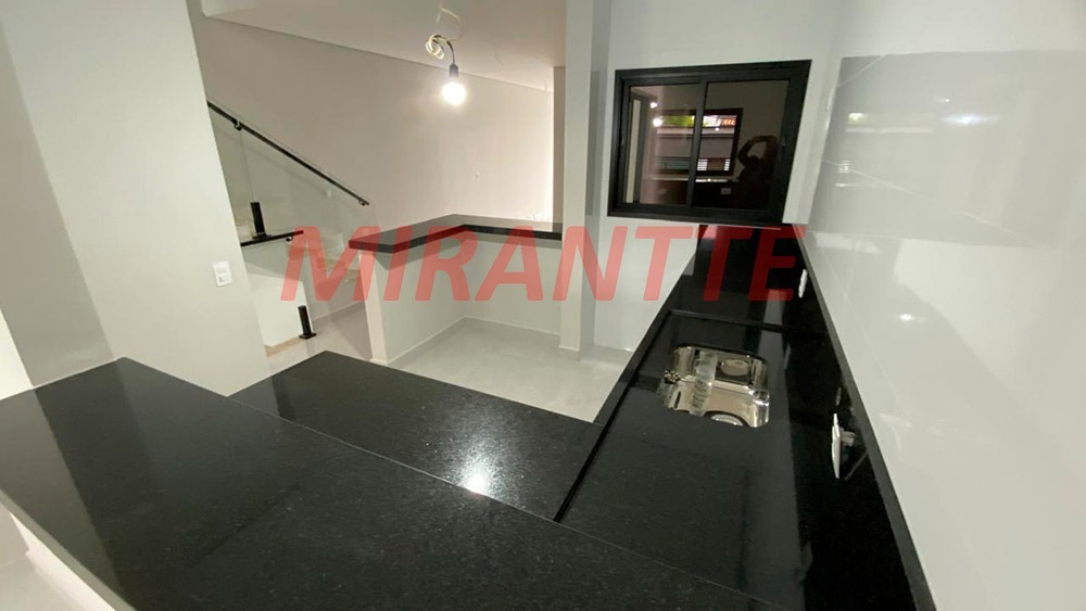 Sobrado de 360m² com 4 quartos em Vila Irmaos Arnoni