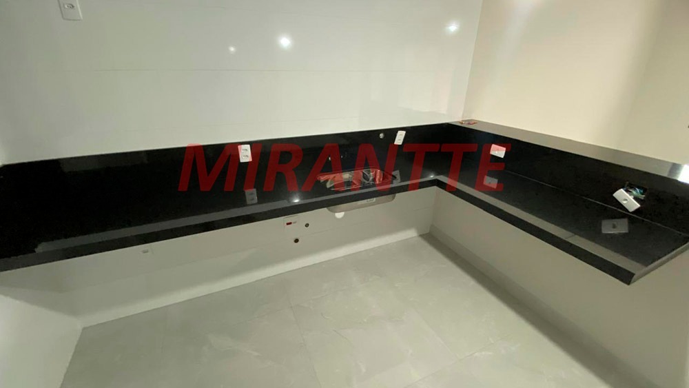 Sobrado de 360m² com 4 quartos em Vila Irmaos Arnoni