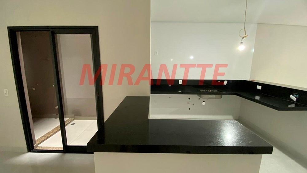 Sobrado de 360m² com 4 quartos em Vila Irmaos Arnoni