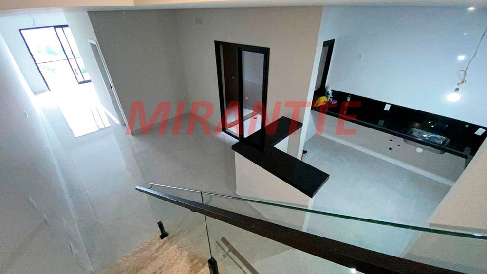 Sobrado de 360m² com 4 quartos em Vila Irmaos Arnoni