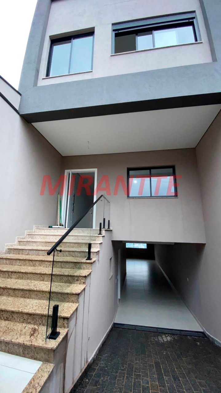 Sobrado de 360m² com 4 quartos em Vila Irmaos Arnoni