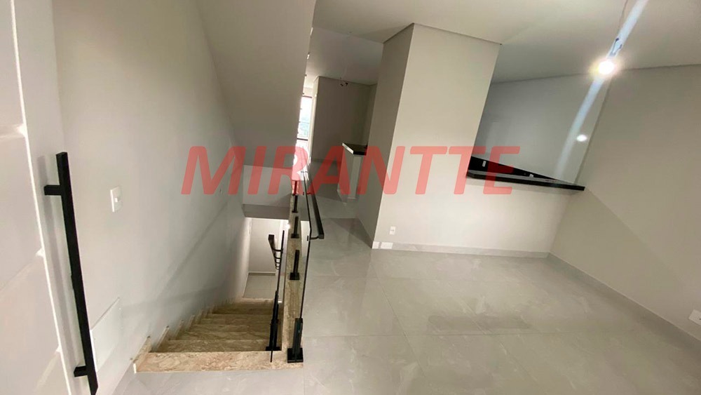 Sobrado de 360m² com 4 quartos em Vila Irmaos Arnoni