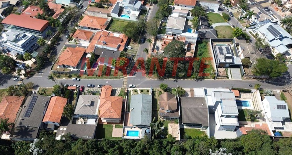 Terreno de m² em Vila São Carlos