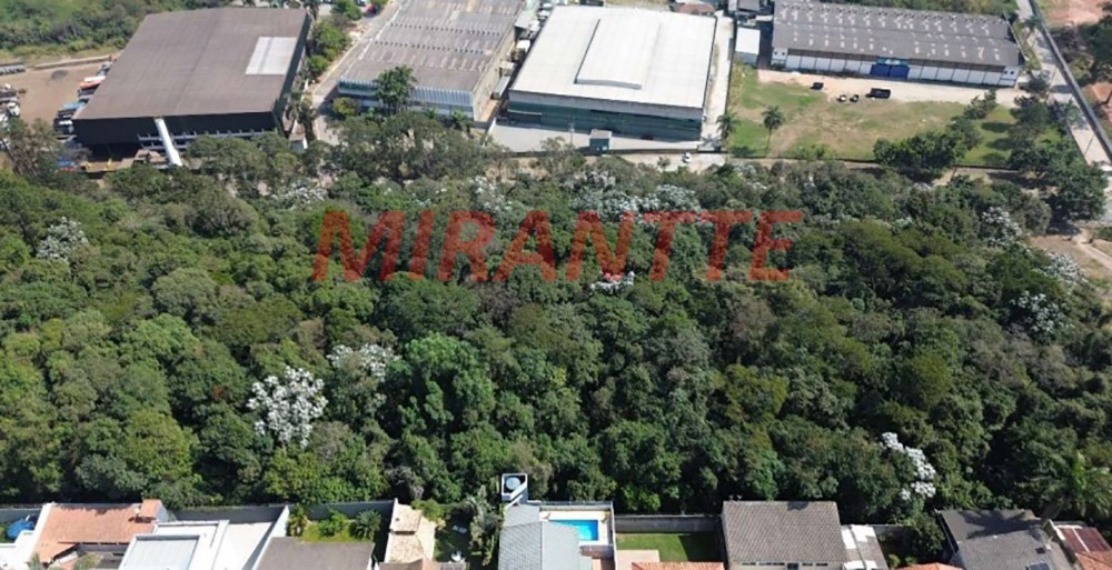 Terreno de m² em Vila São Carlos