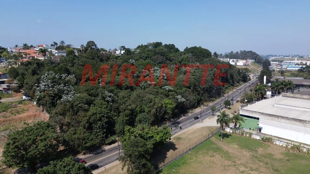 Terreno de m² em Vila São Carlos