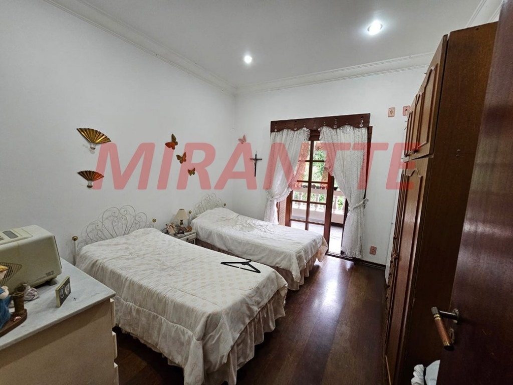 Casa terrea de 720m² com 3 quartos em Caraguatá