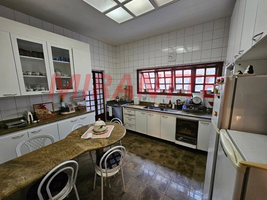 Casa terrea de 720m² com 3 quartos em Caraguatá