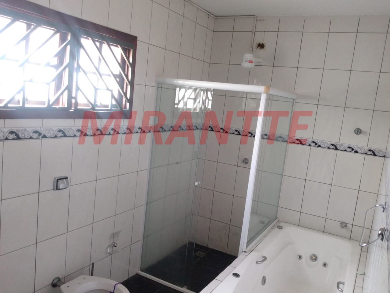 Sobrado de 340m² com 3 quartos em Vila Mazzei