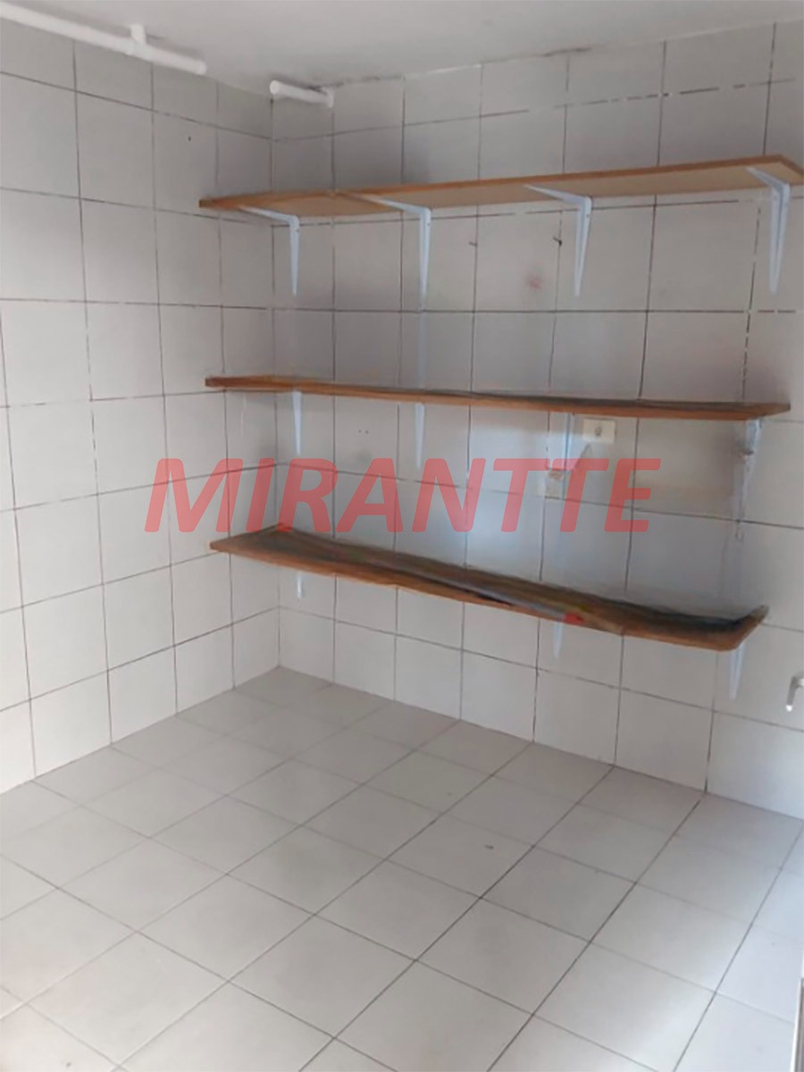 Sobrado de 340m² com 3 quartos em Vila Mazzei