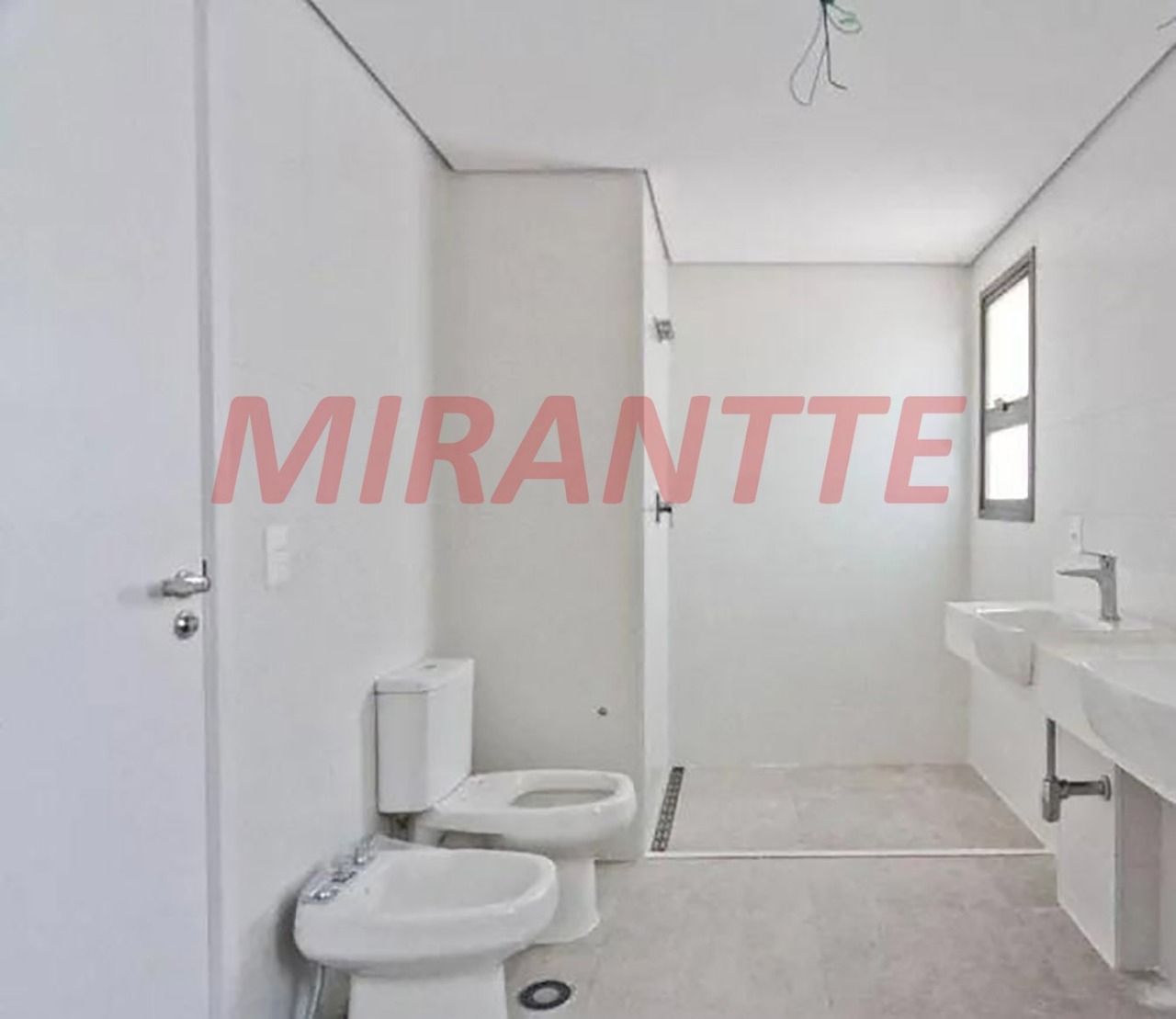 Apartamento de 255m² com 4 quartos em Santana