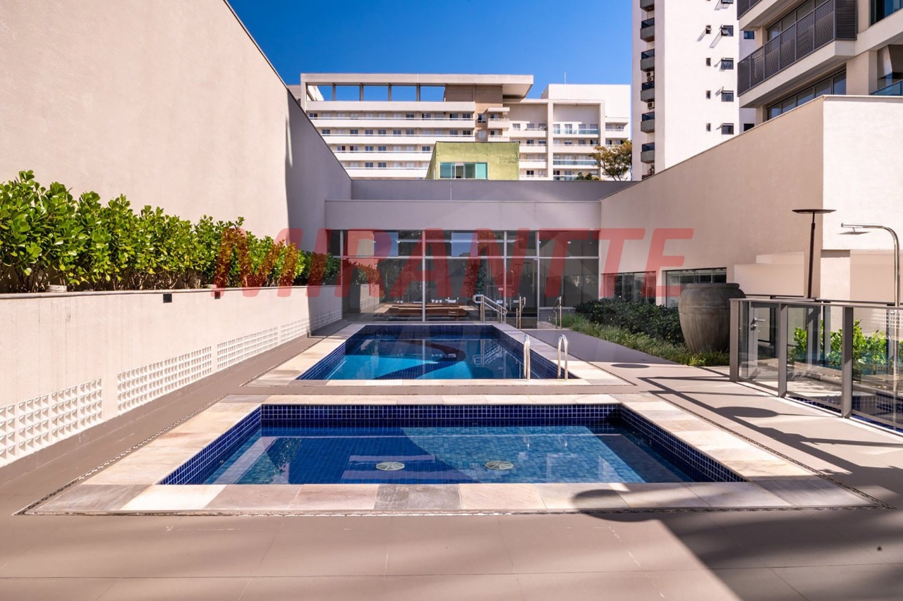Apartamento de 255m² com 4 quartos em Santana