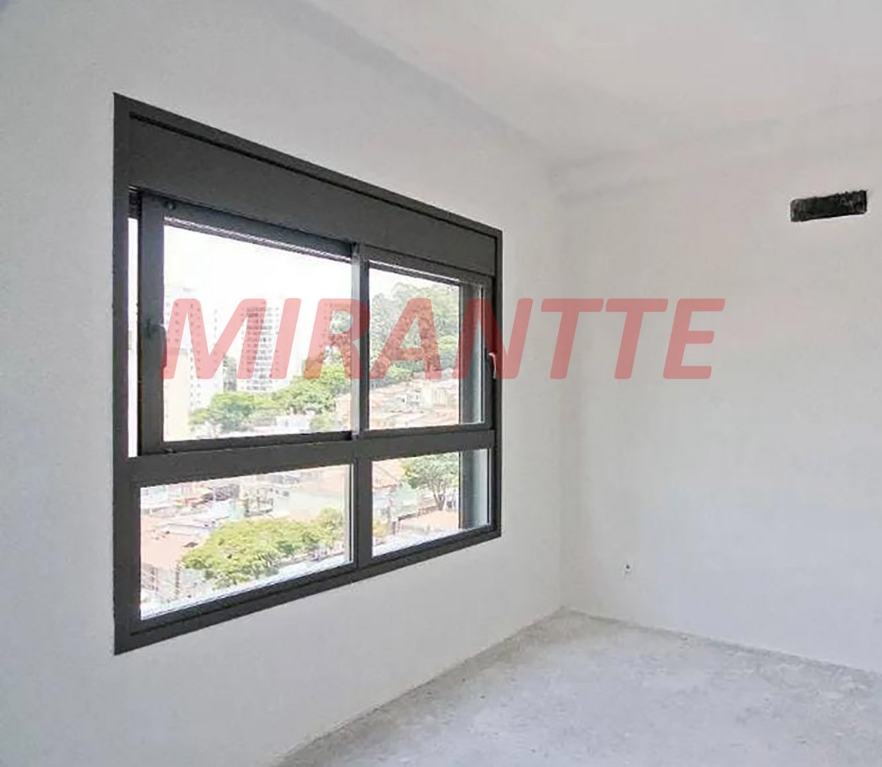 Apartamento de 255m² com 4 quartos em Santana