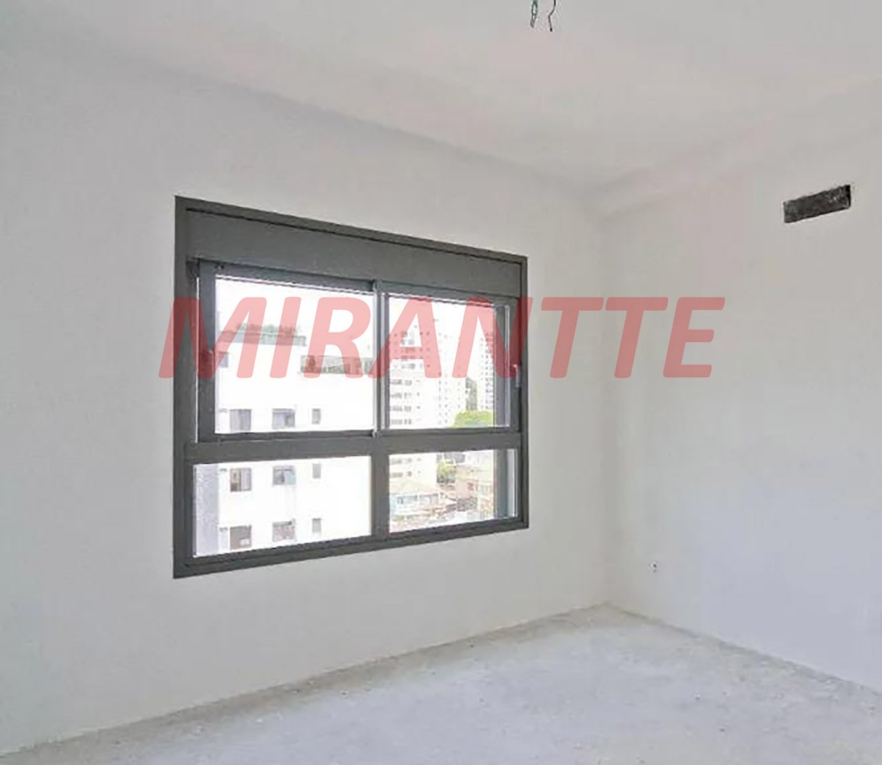 Apartamento de 255m² com 4 quartos em Santana