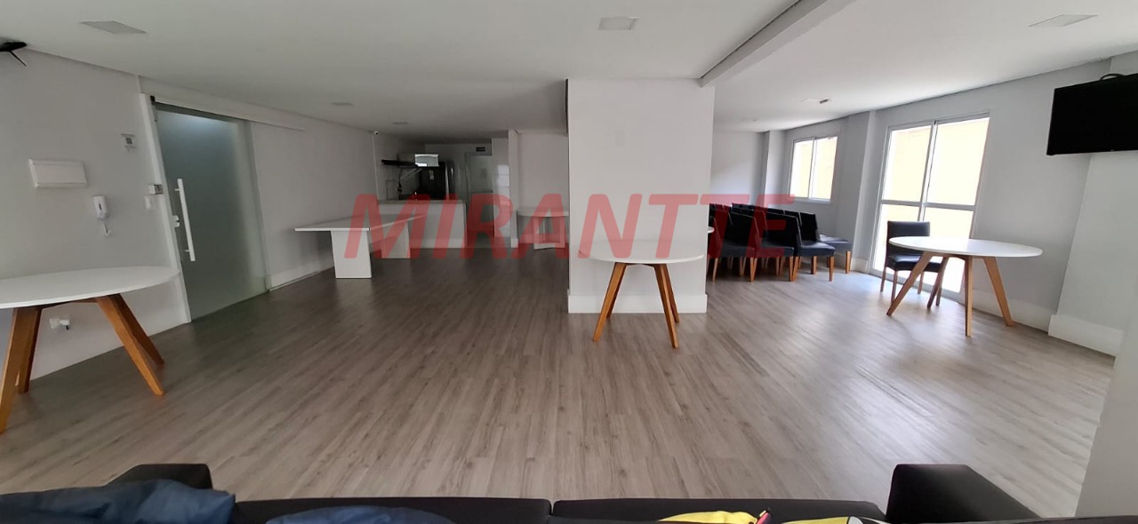Apartamento de 58m² com 2 quartos em Parada Inglesa