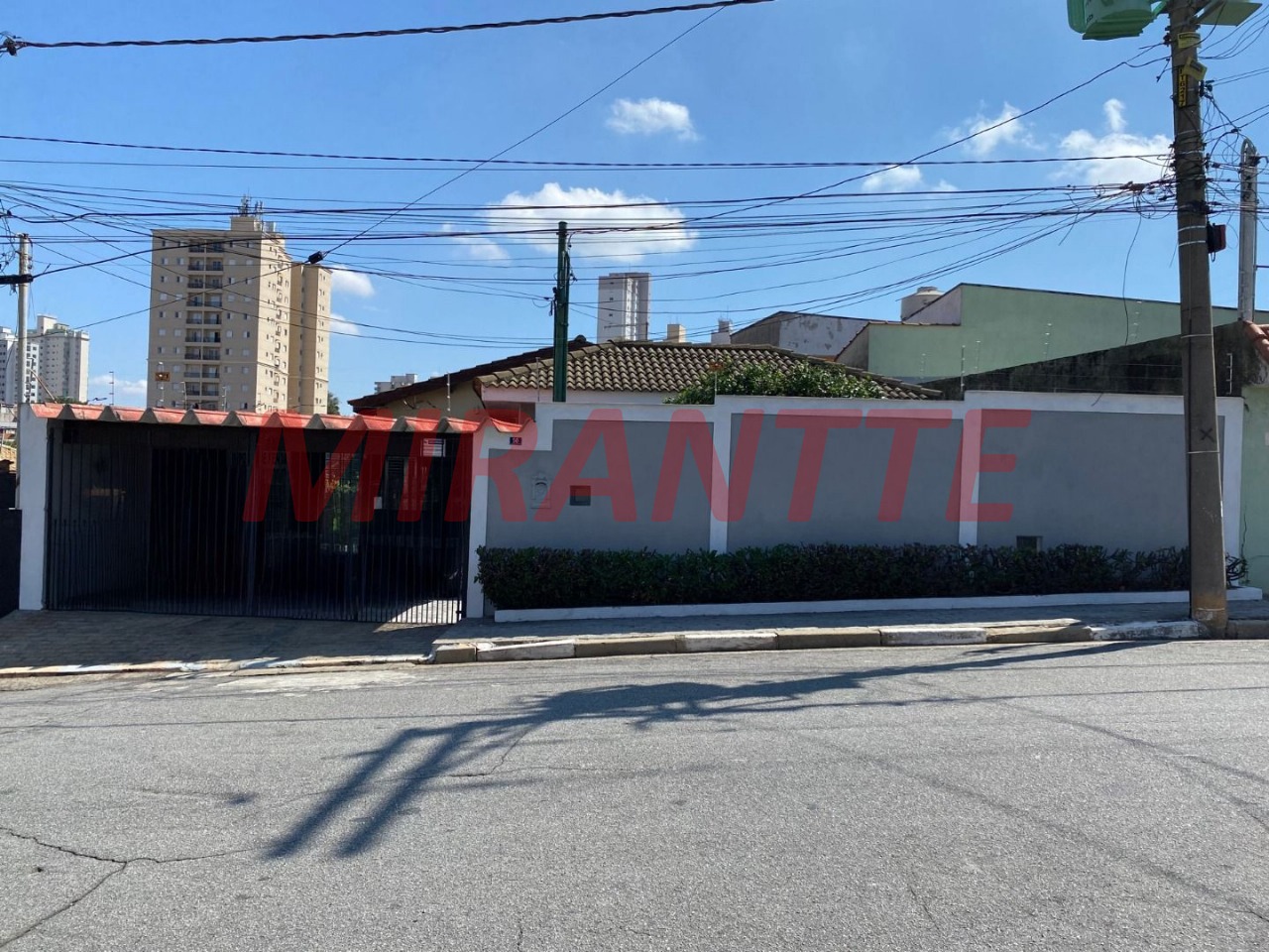 Casa terrea de 200m² com 3 quartos em Parque Santo Antônio