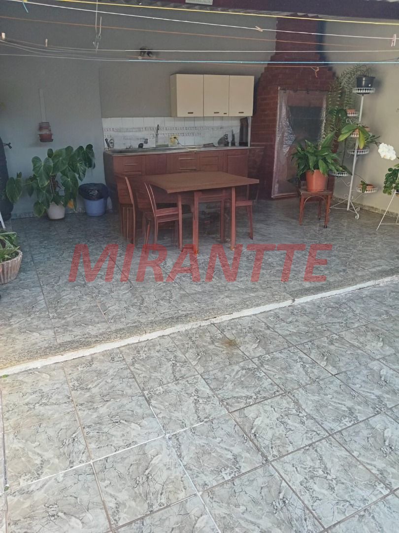 Casa terrea de 200m² com 3 quartos em Parque Santo Antônio