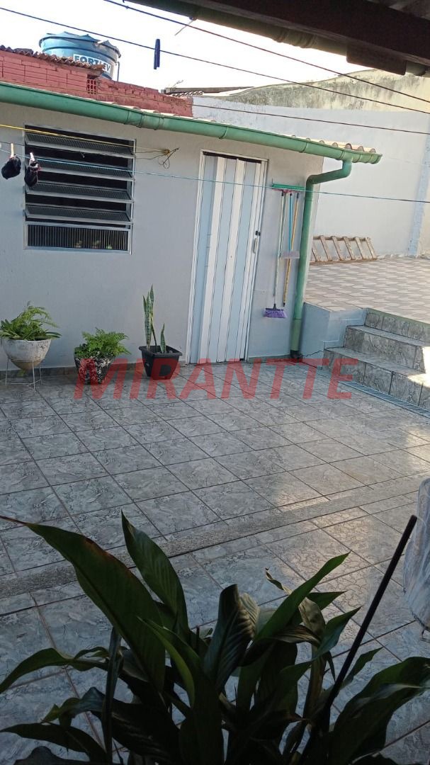 Casa terrea de 200m² com 3 quartos em Parque Santo Antônio