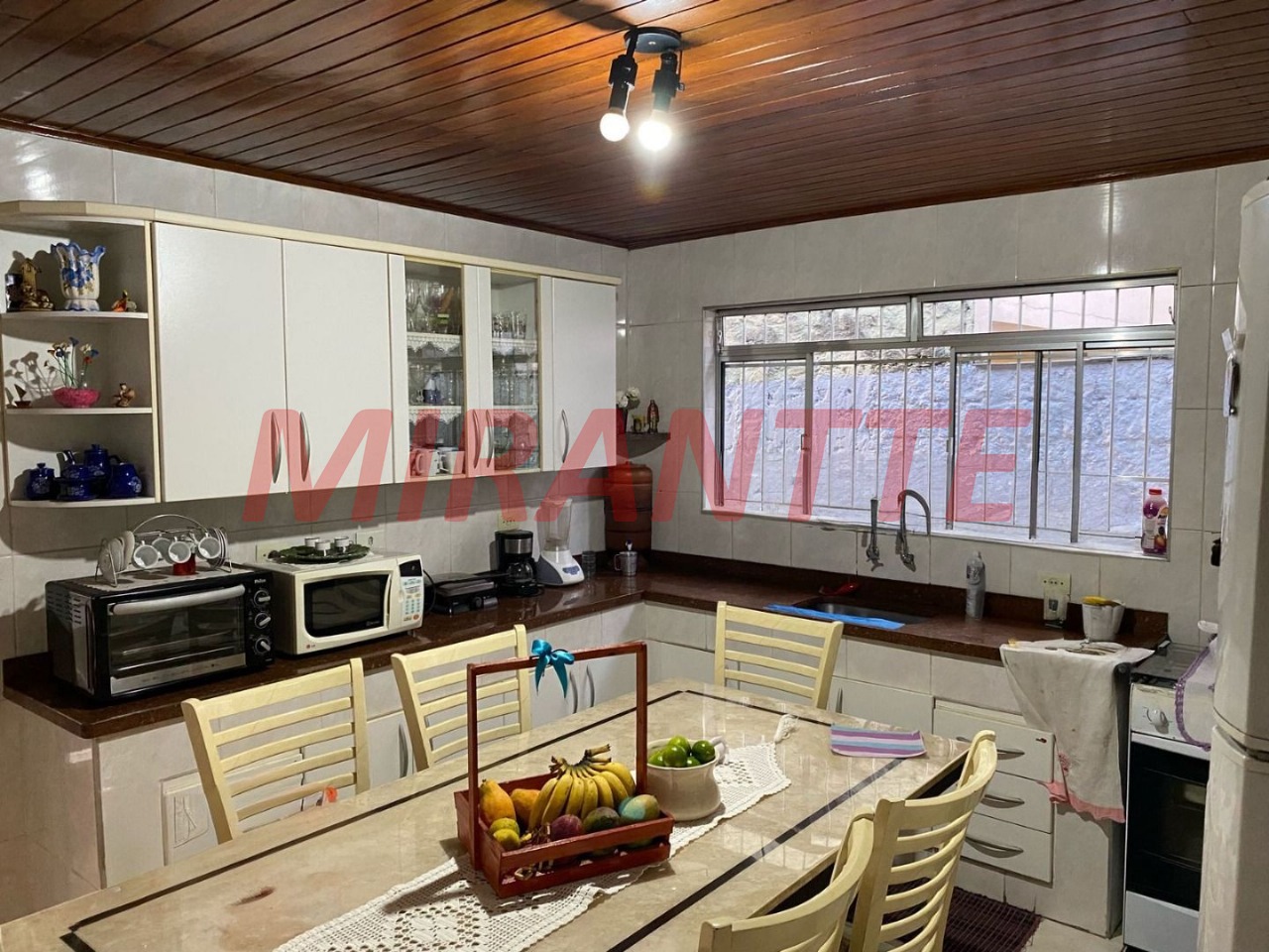 Casa terrea de 200m² com 3 quartos em Parque Santo Antônio