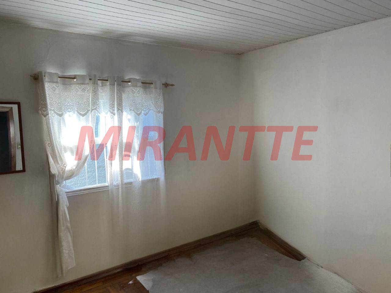 Casa terrea de 200m² com 3 quartos em Parque Santo Antônio
