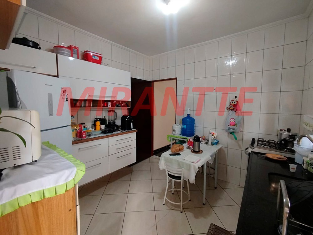 Sobrado de 54m² com 4 quartos em Sítio do Mandaqui