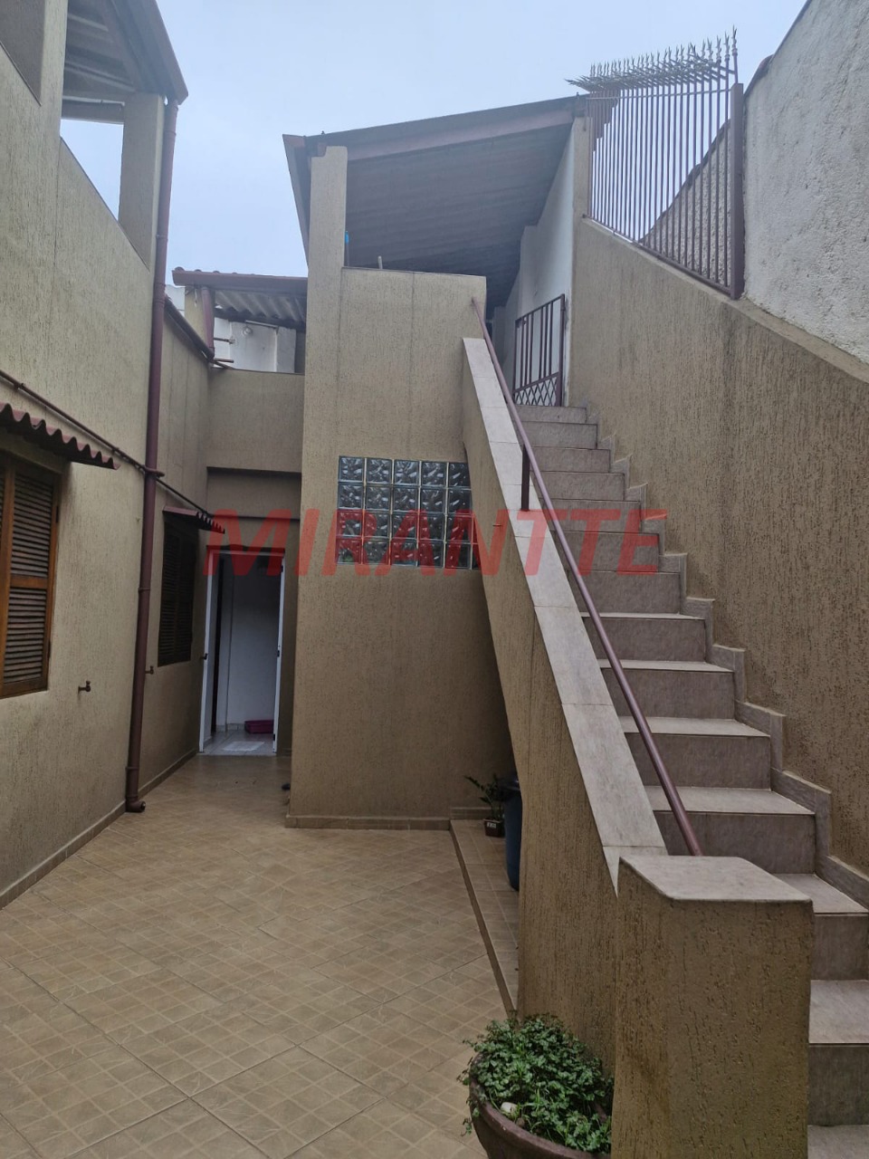Casa terrea de 266m² com 4 quartos em Vila Gustavo