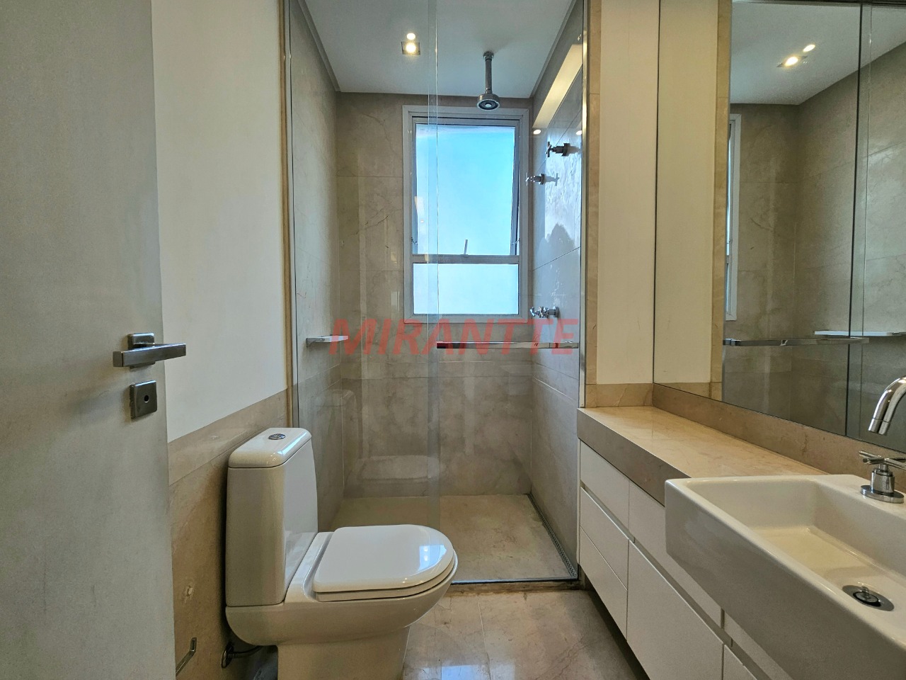 Apartamento de 400m² com 4 quartos em Moema