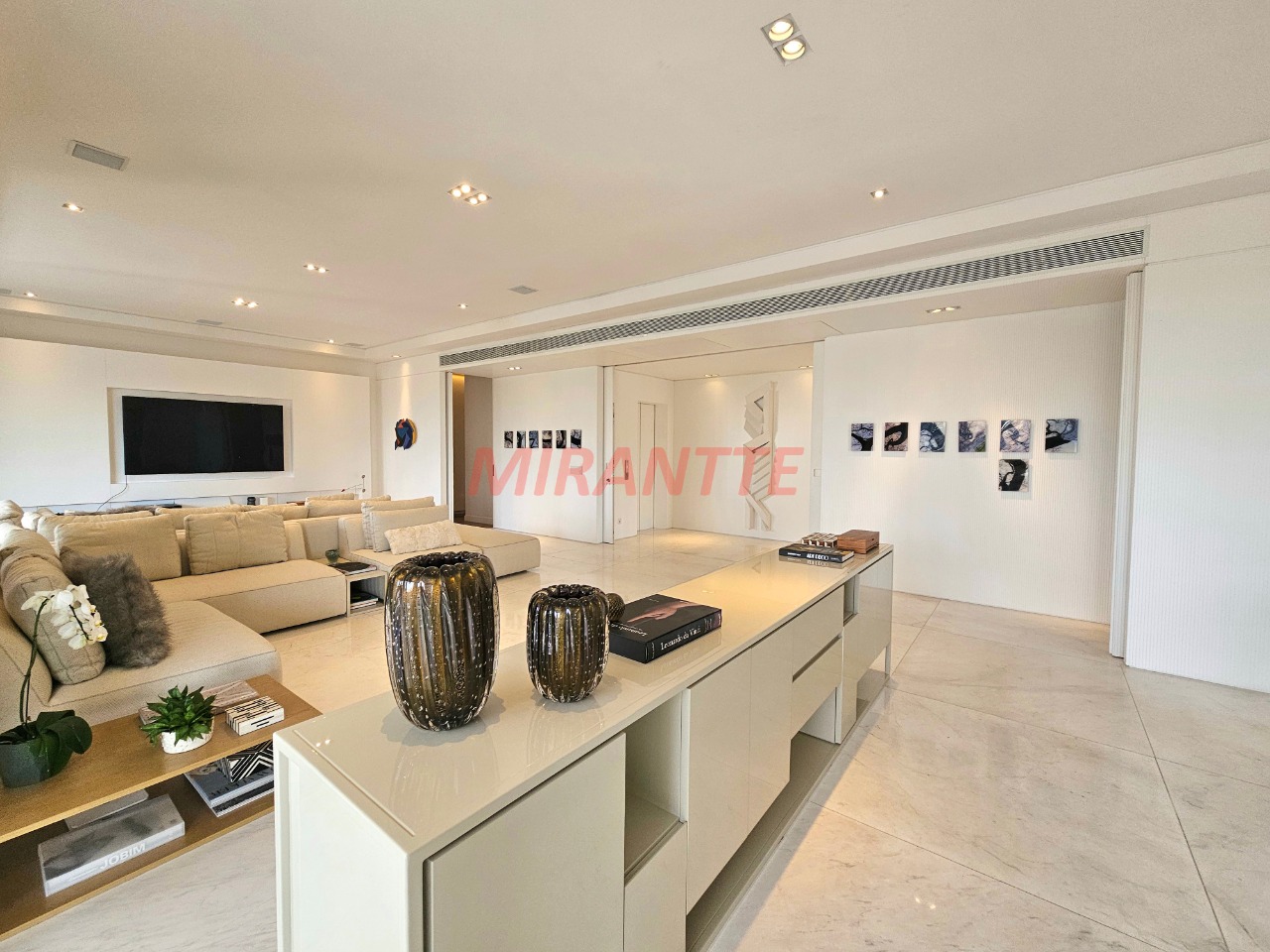 Apartamento de 400m² com 4 quartos em Moema