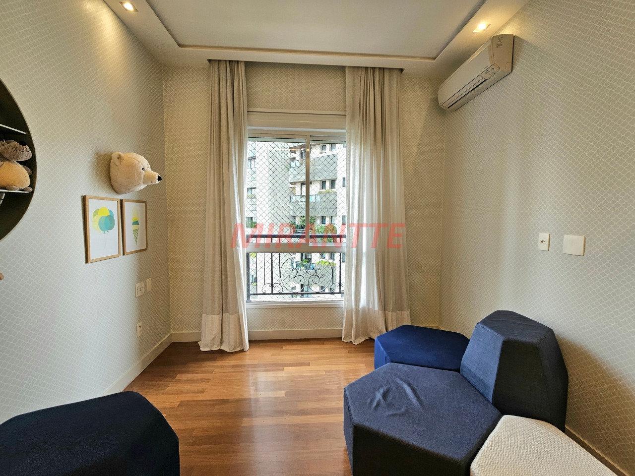 Apartamento de 400m² com 4 quartos em Moema
