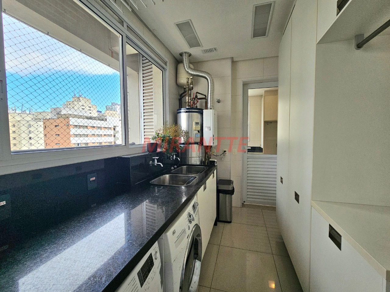 Apartamento de 400m² com 4 quartos em Moema
