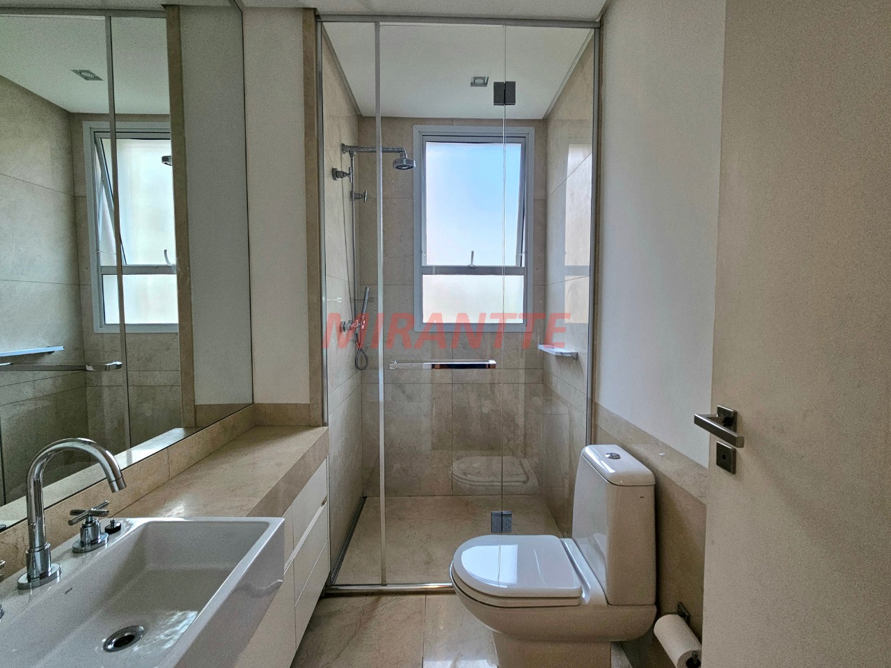 Apartamento de 400m² com 4 quartos em Moema