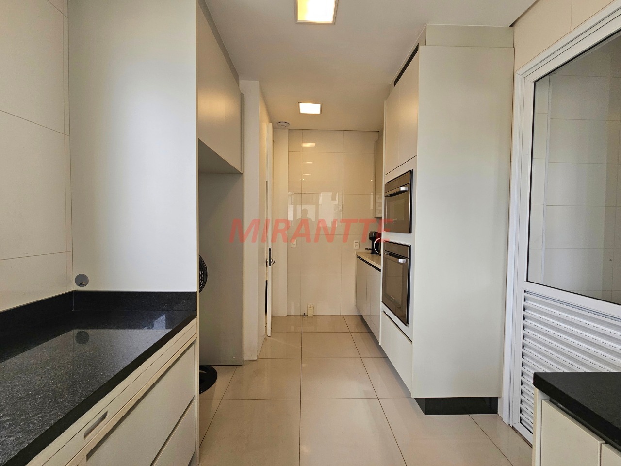 Apartamento de 400m² com 4 quartos em Moema
