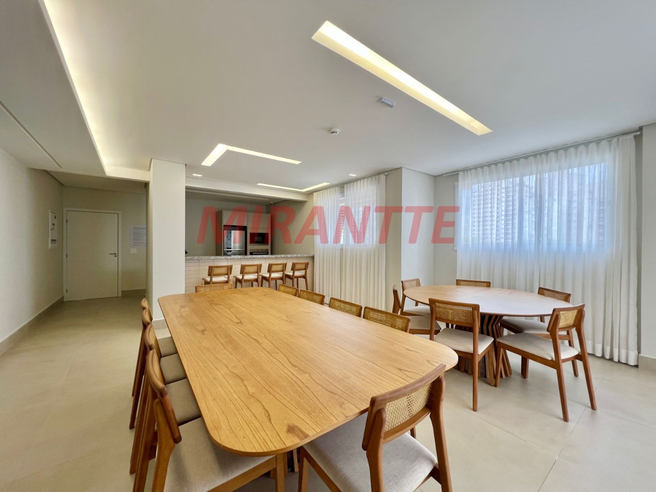 Apartamento de 91.14m² com 2 quartos em AVIAÇÃO