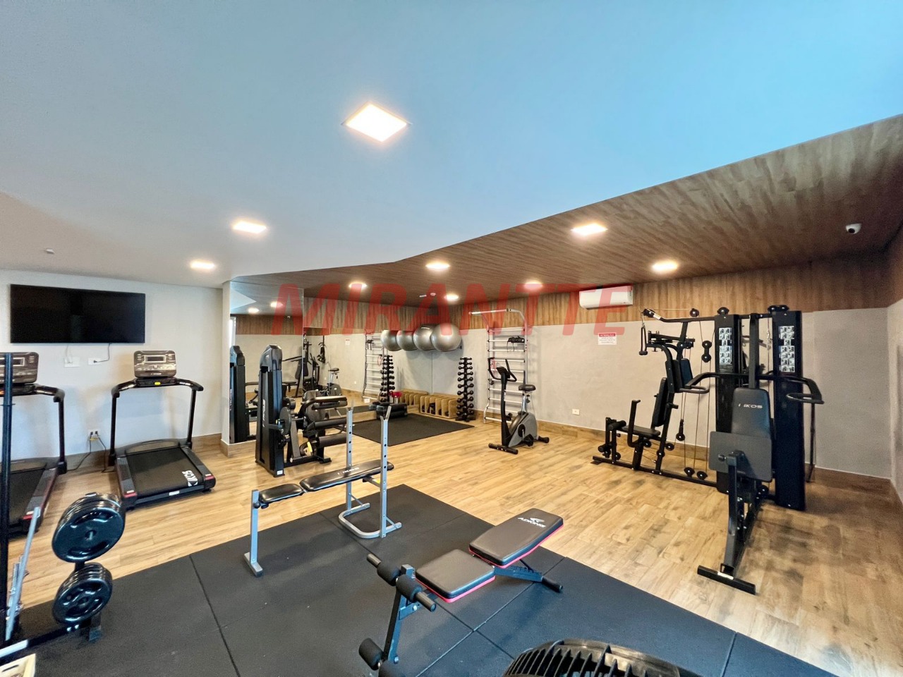 Apartamento de 91.14m² com 2 quartos em AVIAÇÃO