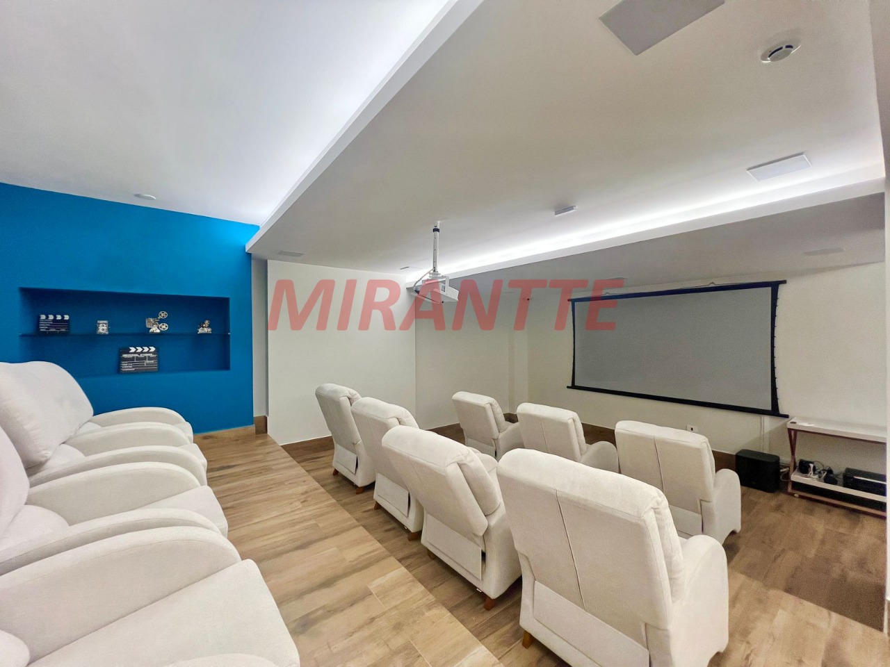 Apartamento de 91.14m² com 2 quartos em AVIAÇÃO